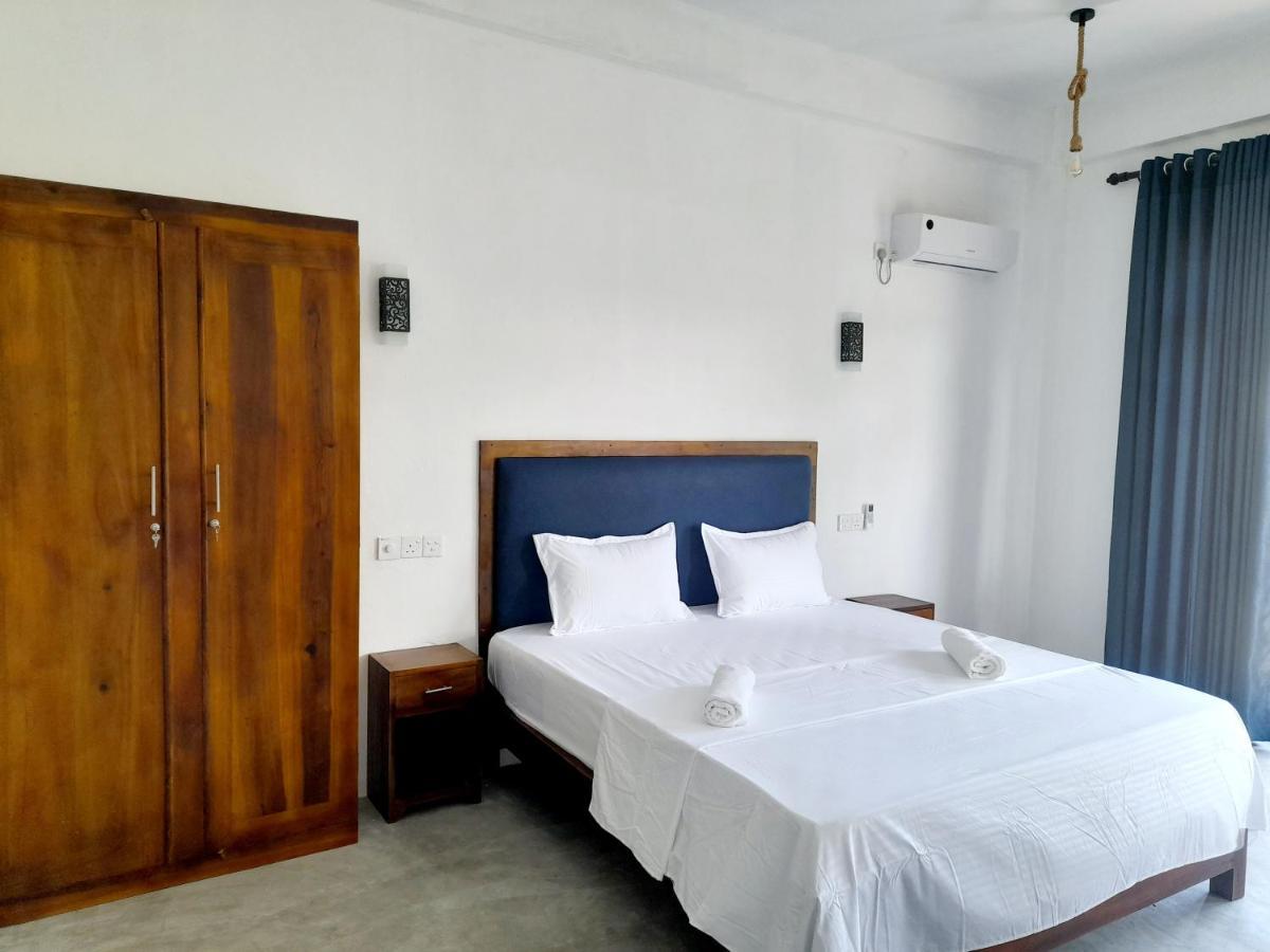 Hotel Surf Gangs Arugambay Arugam Bay Exterior foto